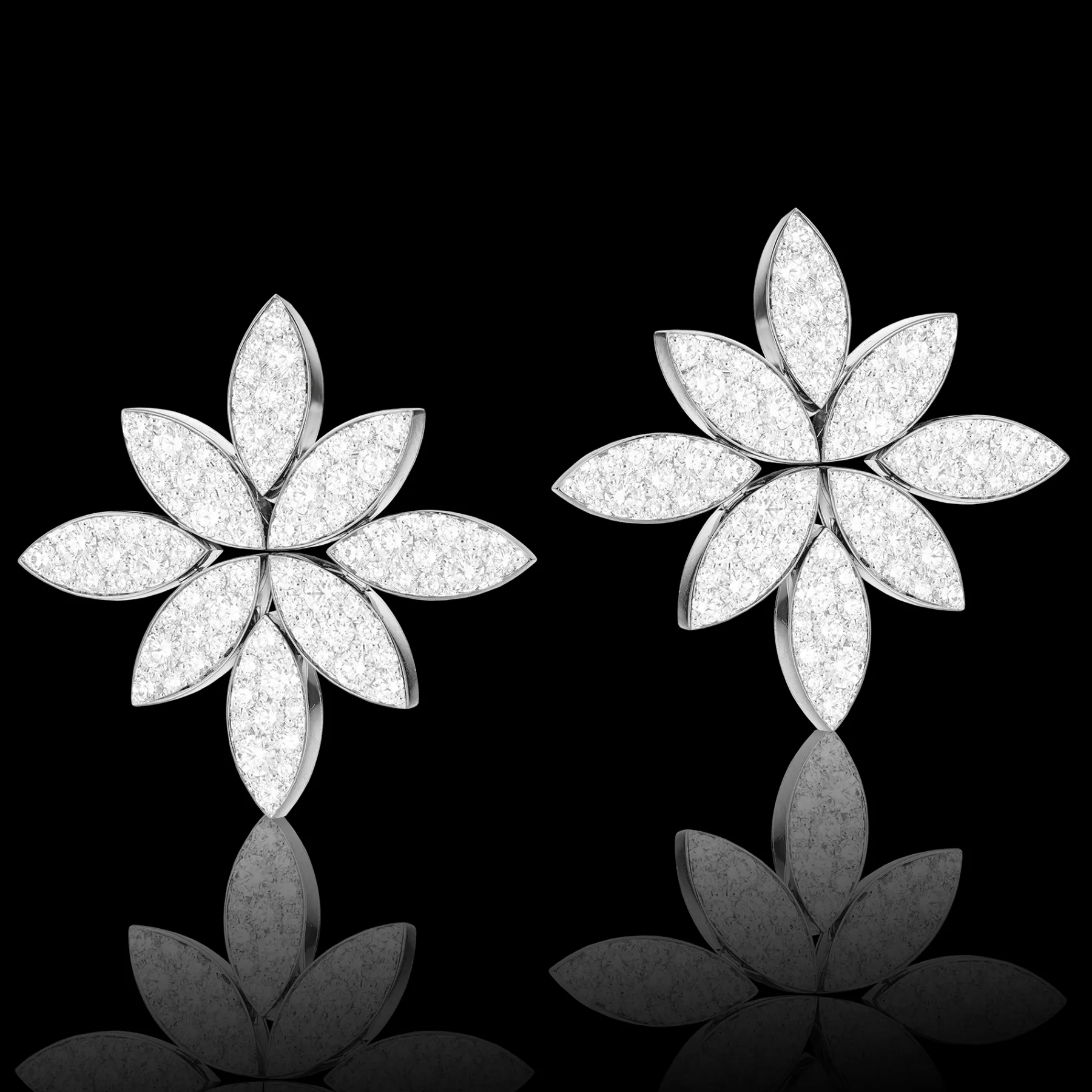 Pasquale Bruni GHIRLANDA LUCE DI LOTO EARRINGS- White Gold|Earrings